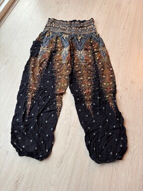 Thai Elastic Waist Harem Joggers